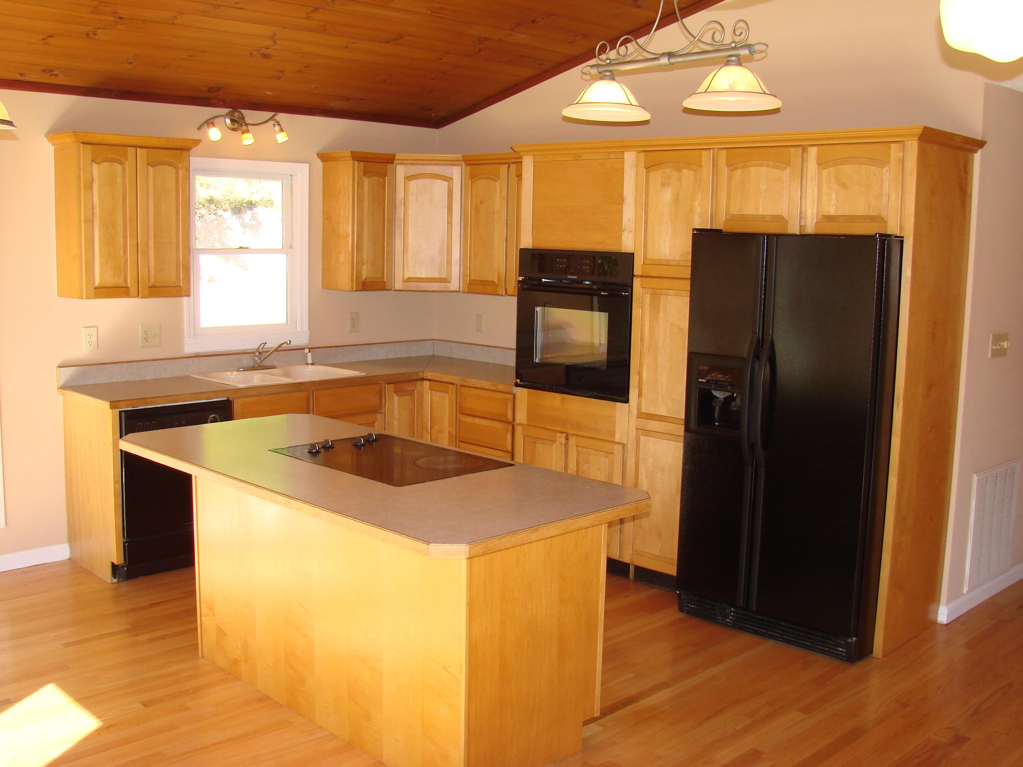 25211 Watauga Road Abingdon, VA 24211 - Photo 4 of 60 DSC09576