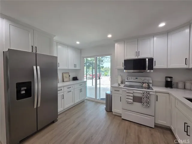 $3,500 | 10723 Des Moines Avenue, Porter Ranch, CA 91326