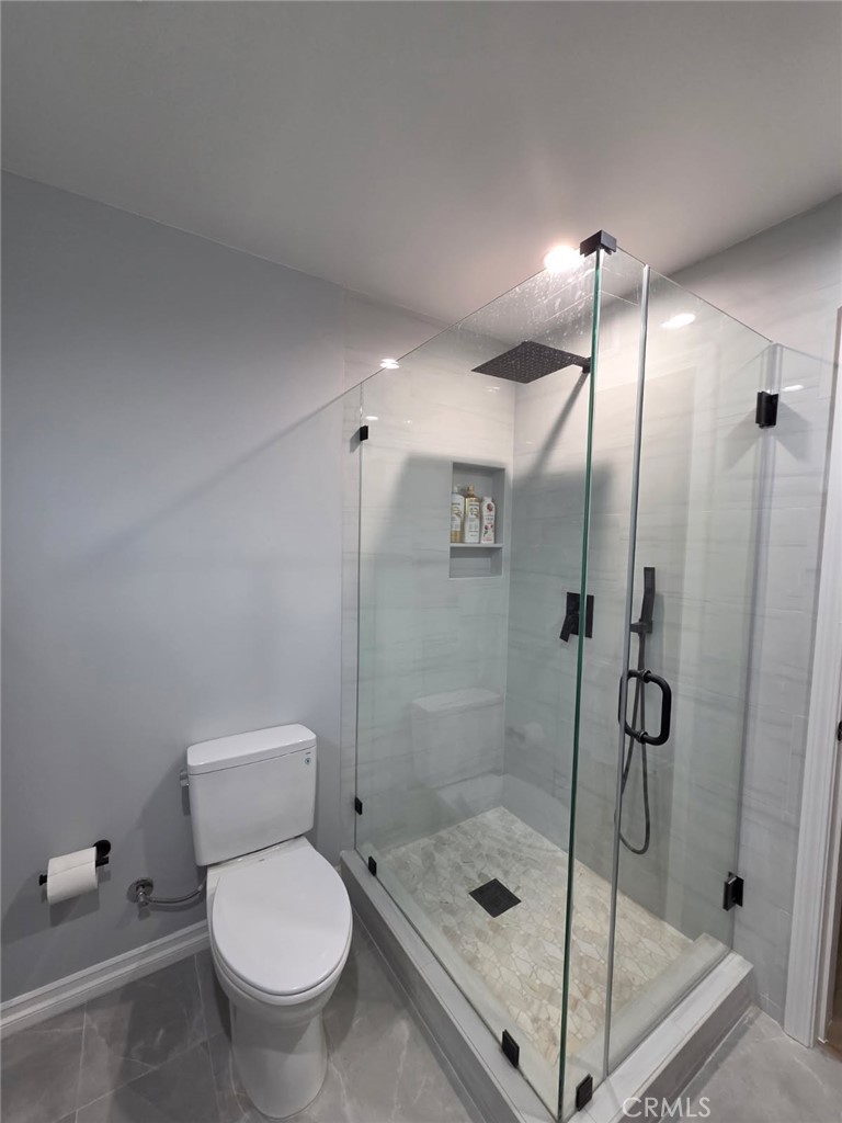 10723 Des Moines Avenue Porter Ranch, CA 91326 - Photo 9 of 12