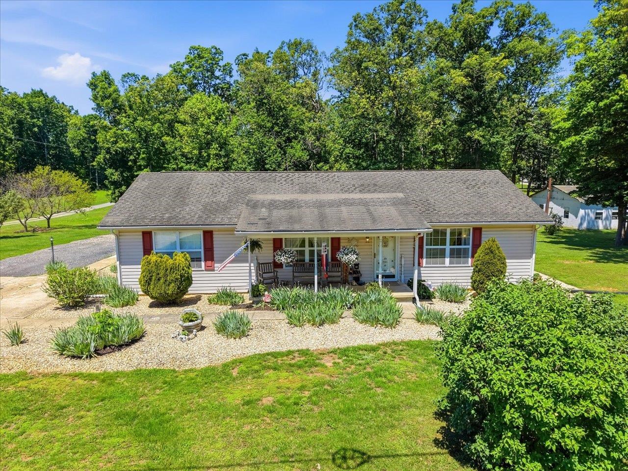 925 Mt Torrey Road Lyndhurst, VA 22952 - Photo 43 of 53
