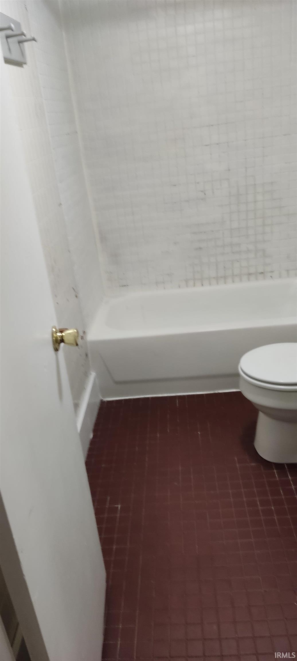 621 North Adams Street Bloomington, IN 47404 - Photo 2 of 4