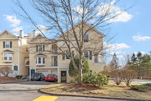 $479,900 | 1010 Gazebo Circle, Unit 1010, Reading, MA 01867