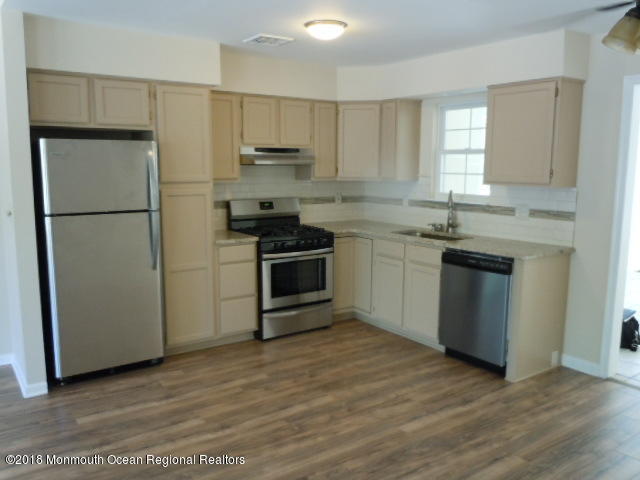 244 Stormy Road Manahawkin, NJ 08050 - Photo 6 of 17 Kitchen 1