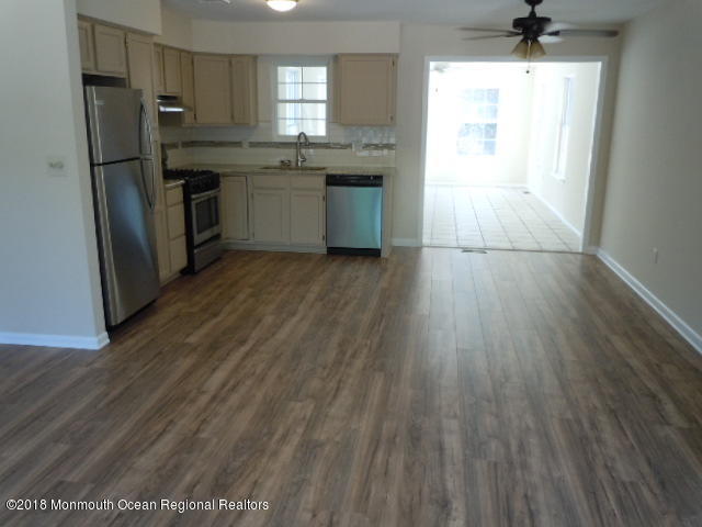 244 Stormy Road Manahawkin, NJ 08050 - Photo 7 of 17 Kitchen 2