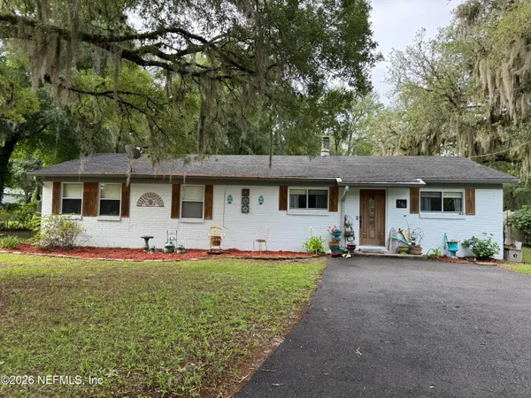 $325,000 | 580 Arthur Moore Drive, Green Cove Springs, FL 32043