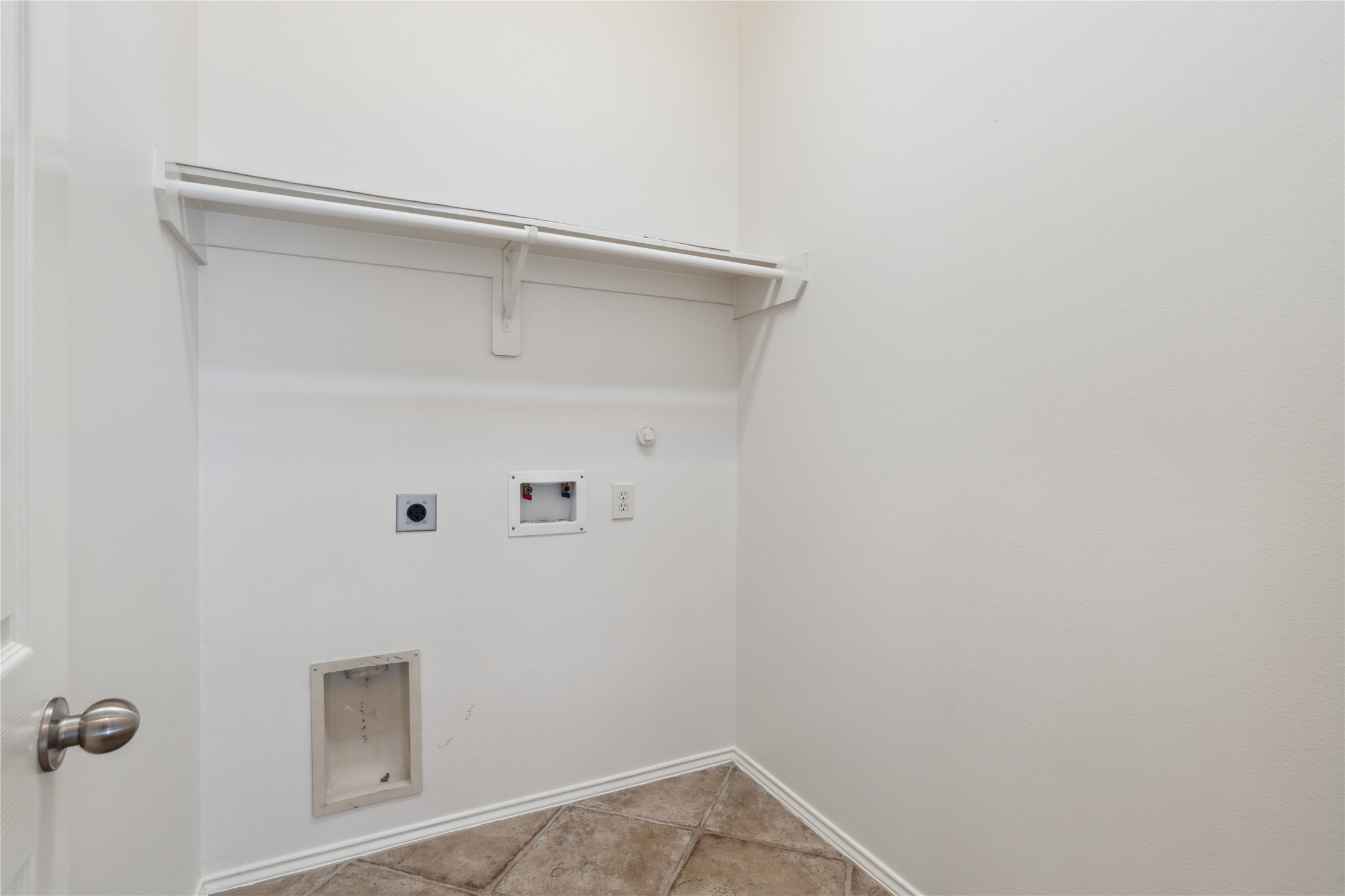 4323 Sunlit Pass Loop Humble, TX 77396 - Photo 23 of 30 a view of small space