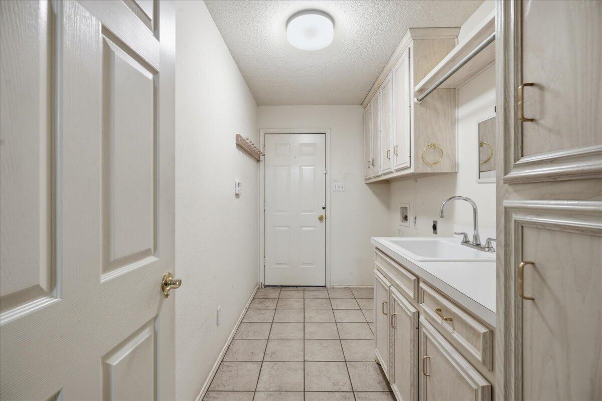5513 65th Street Lubbock, TX 79424 - Photo 27 of 32 26-5513_65th_St_026
