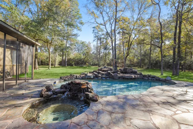 $3,600 | 5 Oak Crest Circle, Magnolia, TX 77354