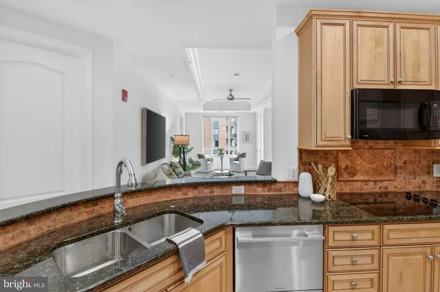 $545,000 | 1915 Towne Centre Boulevard, Unit 807, Annapolis, MD 21401