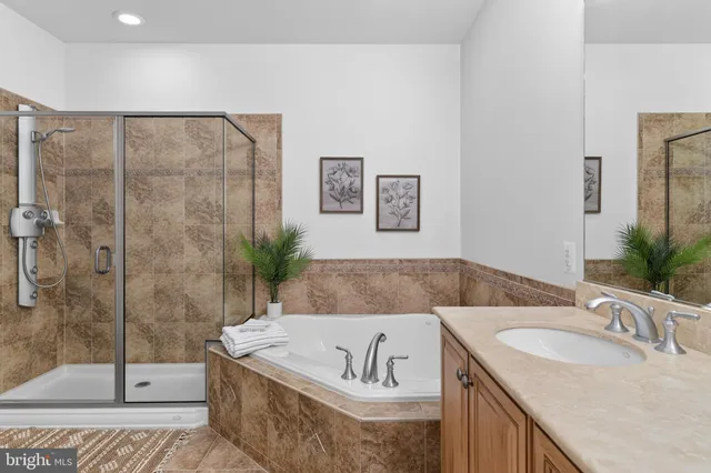 $545,000 | 1915 Towne Centre Boulevard, Unit 807, Annapolis, MD 21401