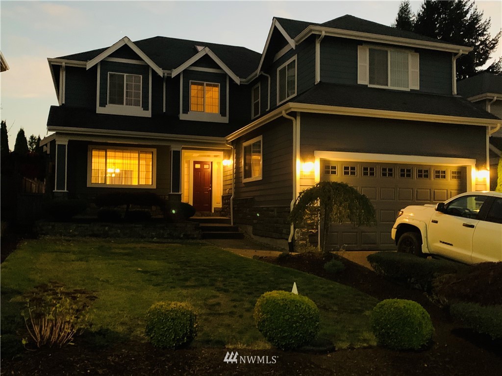 4131 Northeast 27th Place Renton, WA 98059 - Photo 2 of 27