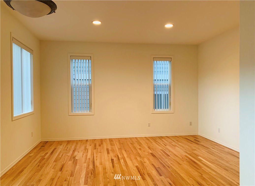 4131 Northeast 27th Place Renton, WA 98059 - Photo 21 of 27