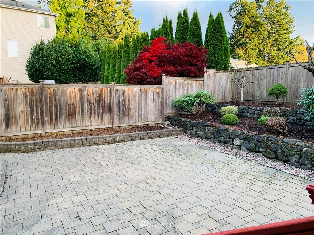 4131 Northeast 27th Place Renton, WA 98059 - Photo 24 of 27