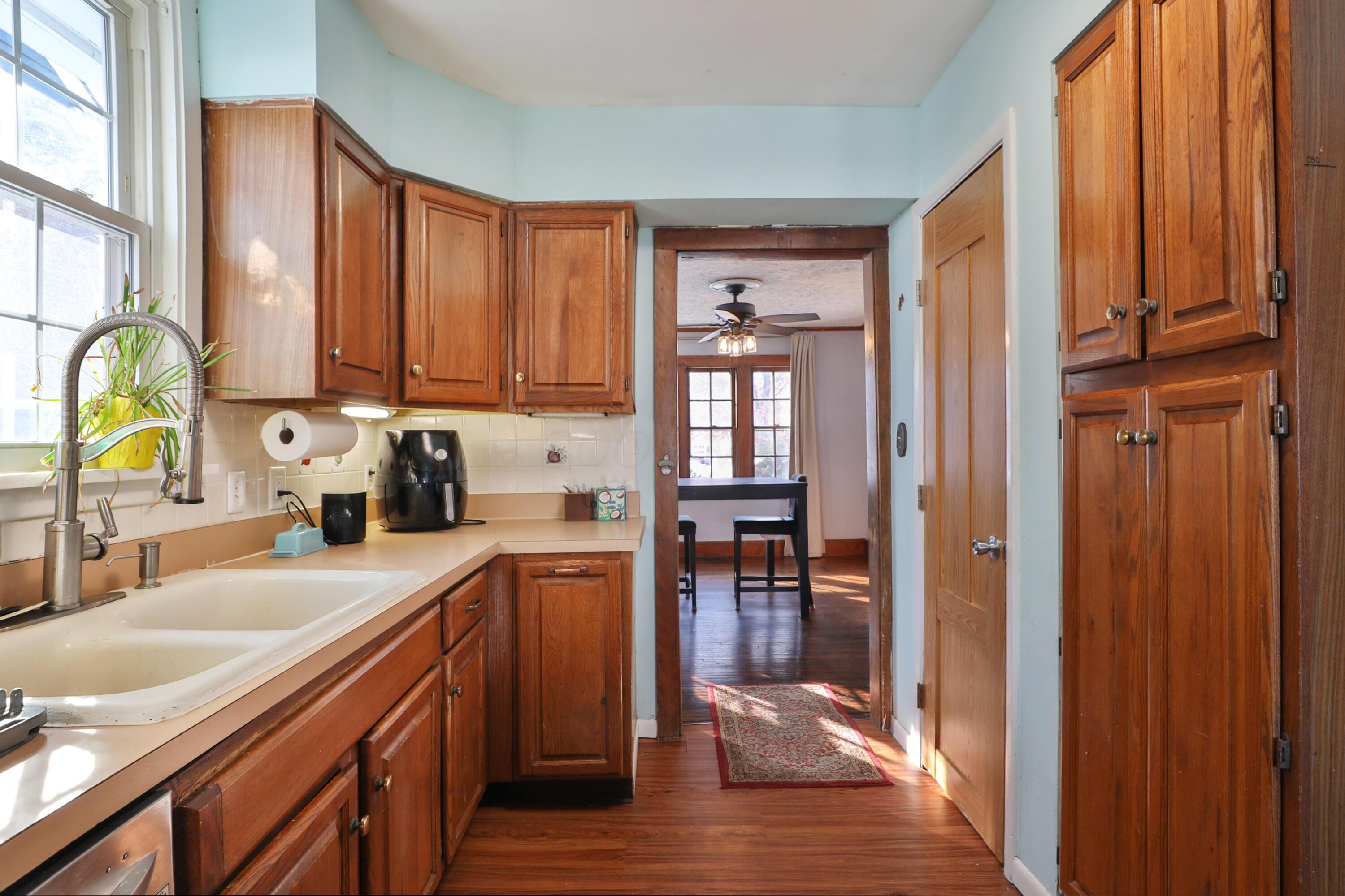 82 Blenheim Road Columbus, OH 43214 - Photo 21 of 51 82Blenheim-12