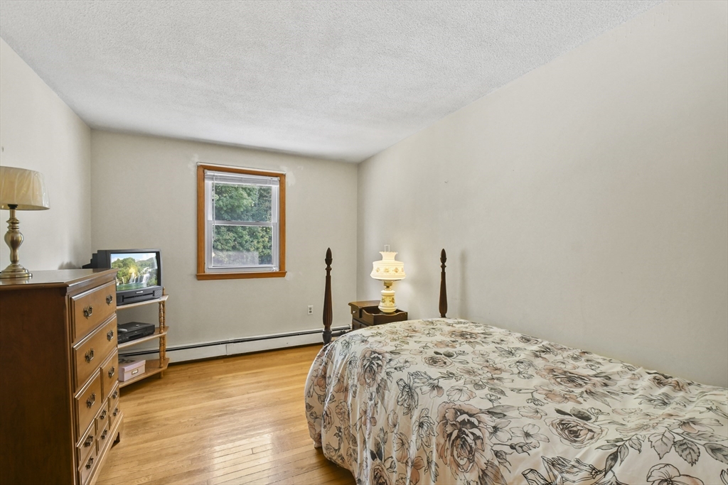 10 Blood Road Townsend, MA 01469 - Photo 13 of 38 Gallery Image 13