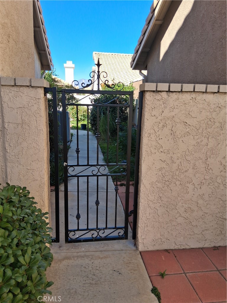 6353 Colonial Avenue Banning, CA 92220 - Photo 21 of 26 a view of entryway