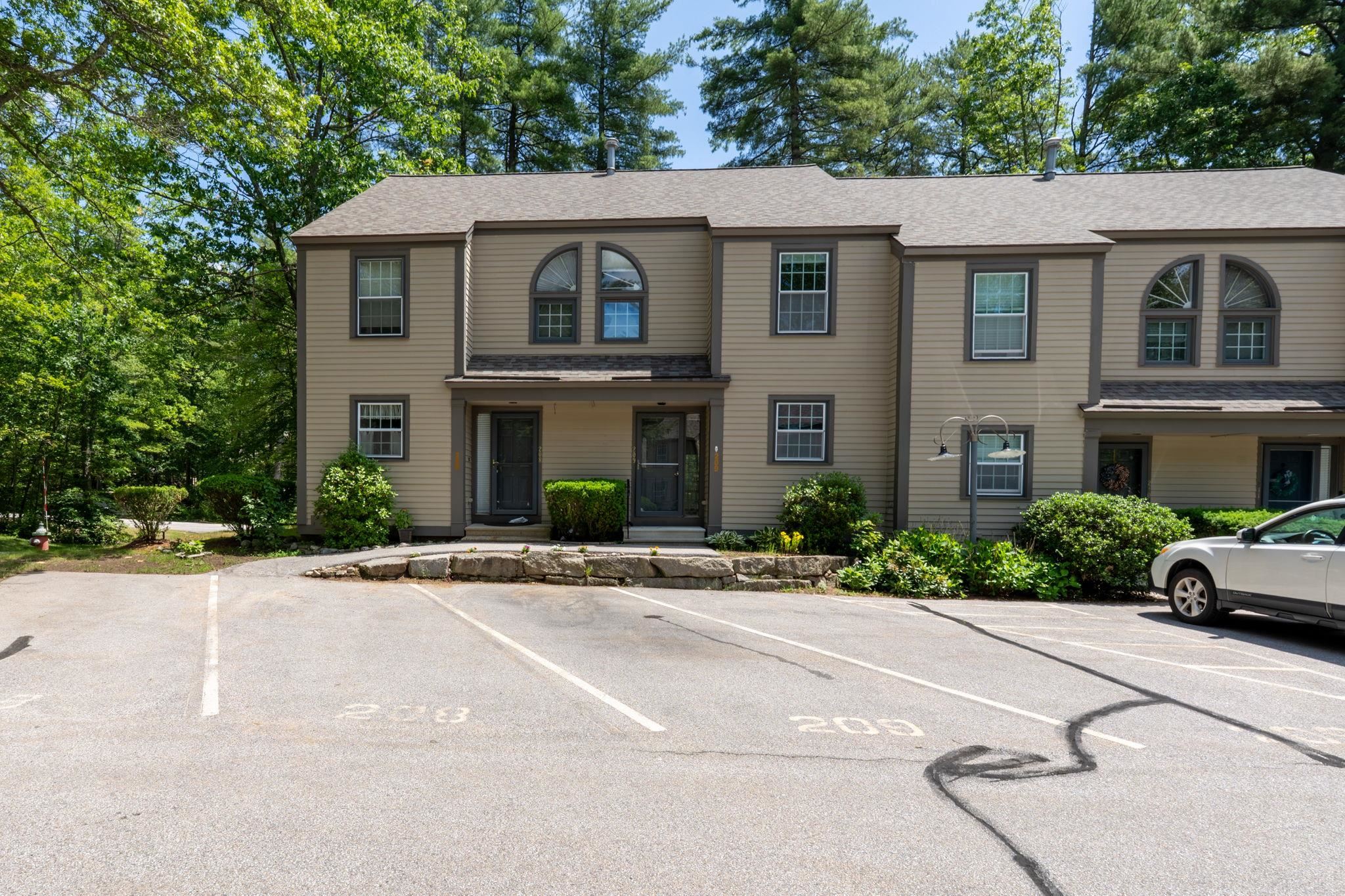1465 Hooksett Road, Unit 209 Hooksett, NH 03106 - Photo 31 of 36