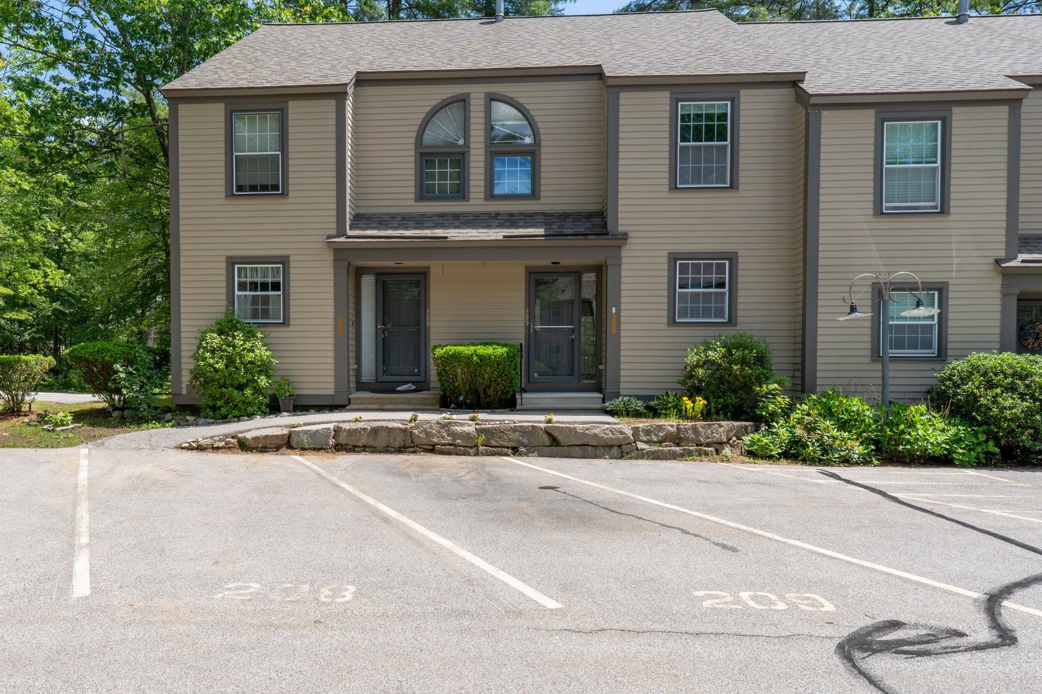 1465 Hooksett Road, Unit 209 Hooksett, NH 03106 - Photo 32 of 36