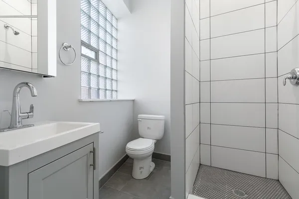 $1,750 | 7618 North Eastlake Terrace, Unit G, Chicago, IL 60626