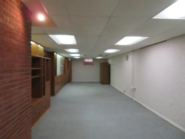 $194,900 | 1541 Lacresta Drive, Freeport, IL 61032