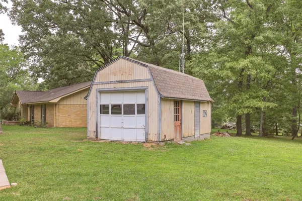 $475,000 | 9465 Peninsula Drive, Tyler, TX 75707