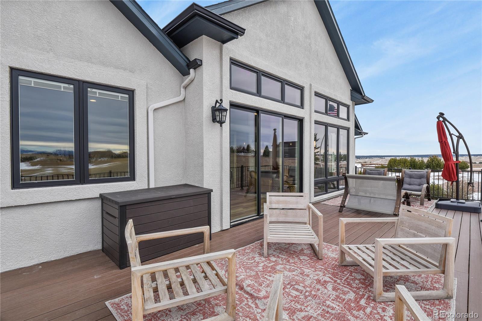 5220 Roundup Ridge Road Colorado Springs, CO 80908 - Photo 39 of 50 a living room with furniture