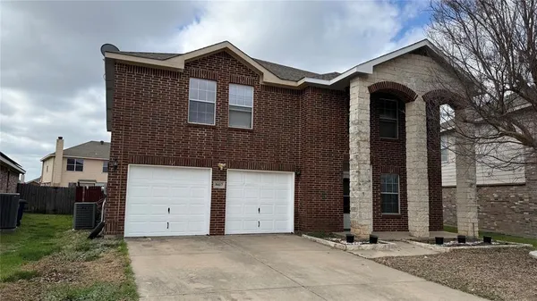 $2,850 | 8417 Star Thistle Drive, Fort Worth, TX 76179