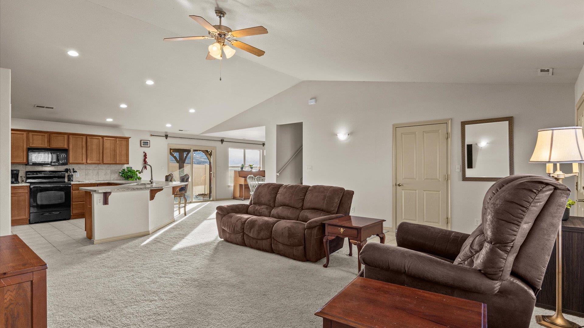 908 Kaley Street Fruita, CO 81521 - Photo 2 of 34