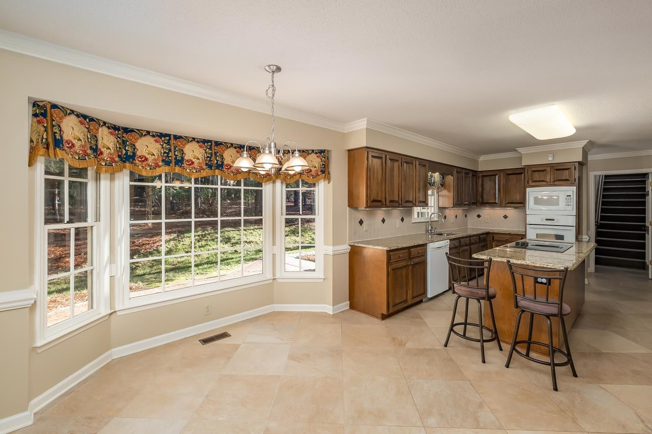 5129 Birchleaf Drive Raleigh, NC 27606 - Photo 10 of 44 Kitchen