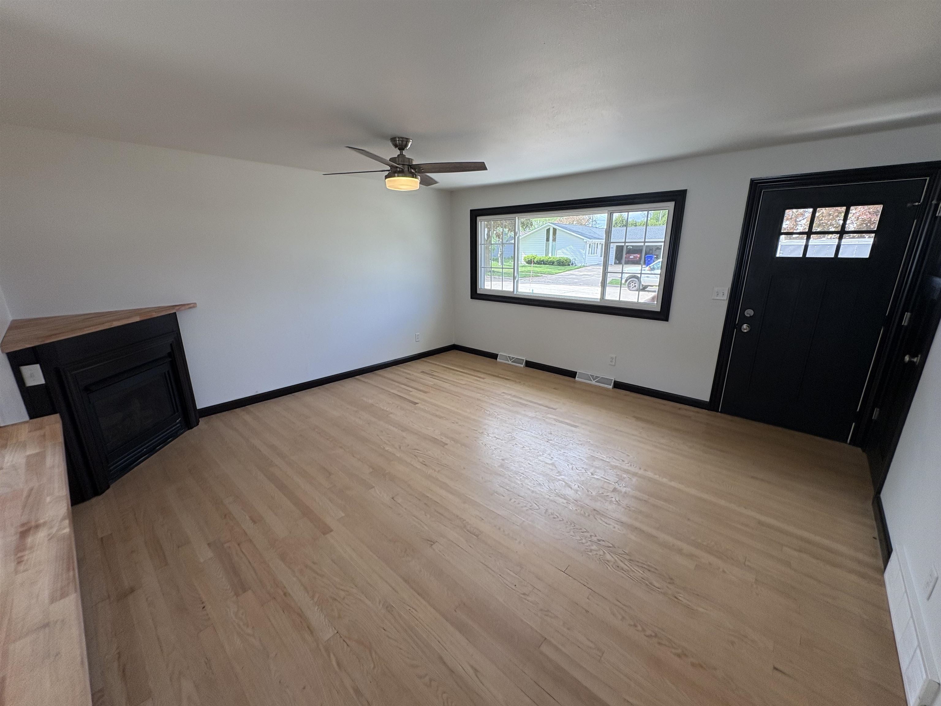 833 West Browning Street Appleton, WI 54914 - Photo 13 of 31
