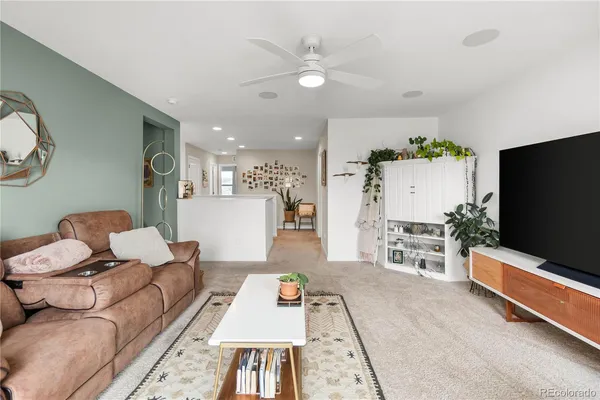 $675,000 | 409 Overbrook Lane, Longmont, CO 80504