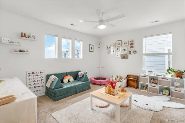 $675,000 | 409 Overbrook Lane, Longmont, CO 80504