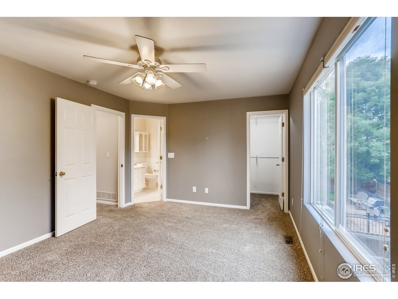 1362 Trail Ridge Road Longmont, CO 80504 - Photo 17 of 33