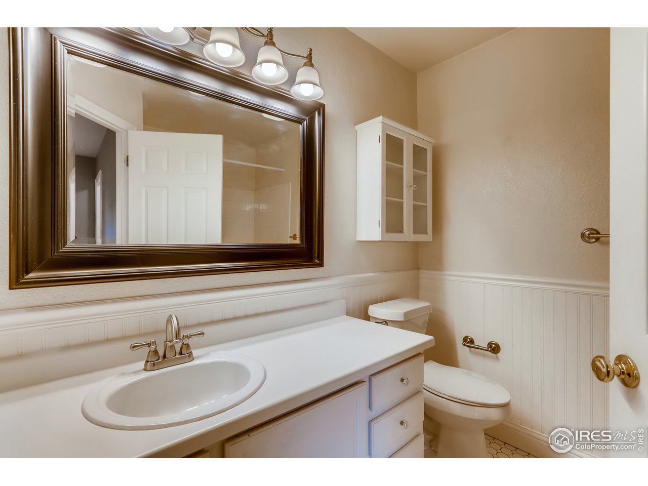1362 Trail Ridge Road Longmont, CO 80504 - Photo 24 of 33