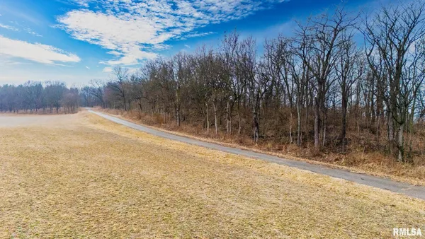 $130,000 | 0 Galvin Place, Manito, IL 61546