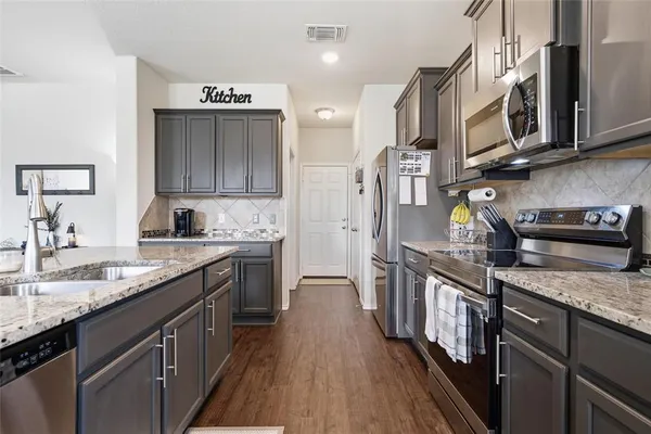 $385,000 | 2905 Skinner Drive, Lorena, TX 76655