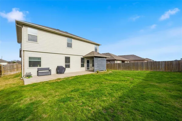 $374,900 | 2905 Skinner Drive, Lorena, TX 76655