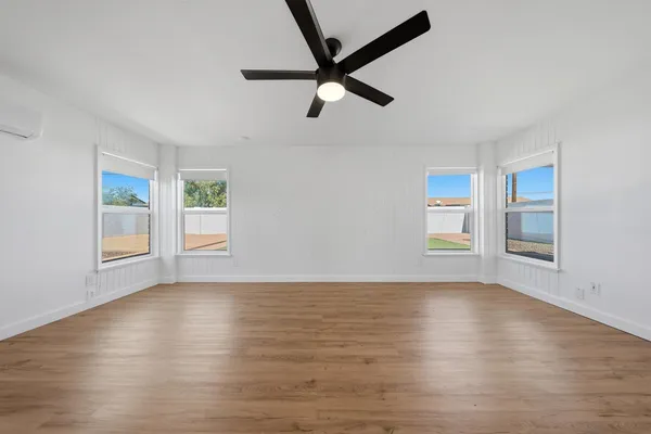 $2,500 | 3540 East Voltaire Avenue, Phoenix, AZ 85032