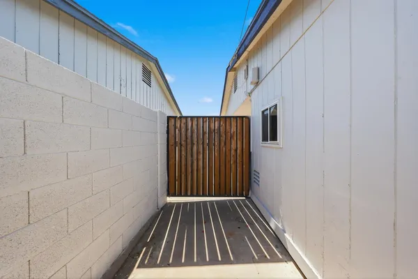 $2,500 | 3540 East Voltaire Avenue, Phoenix, AZ 85032