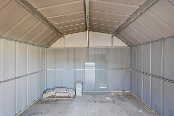 $2,500 | 3540 East Voltaire Avenue, Phoenix, AZ 85032