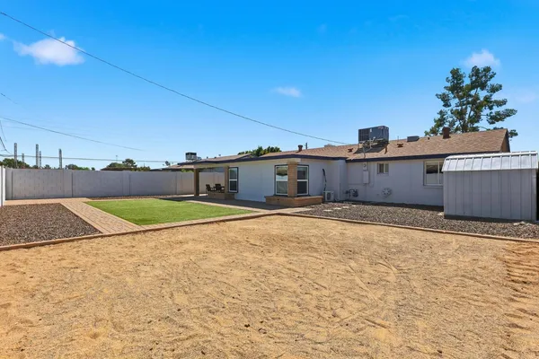 $2,500 | 3540 East Voltaire Avenue, Phoenix, AZ 85032