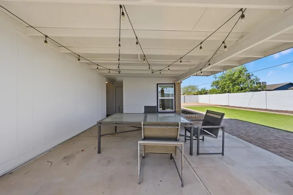 $2,500 | 3540 East Voltaire Avenue, Phoenix, AZ 85032