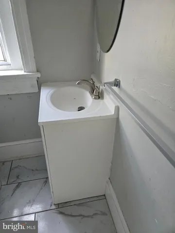 $1,600 | 1031 Hyatt Street, Chester, PA 19013