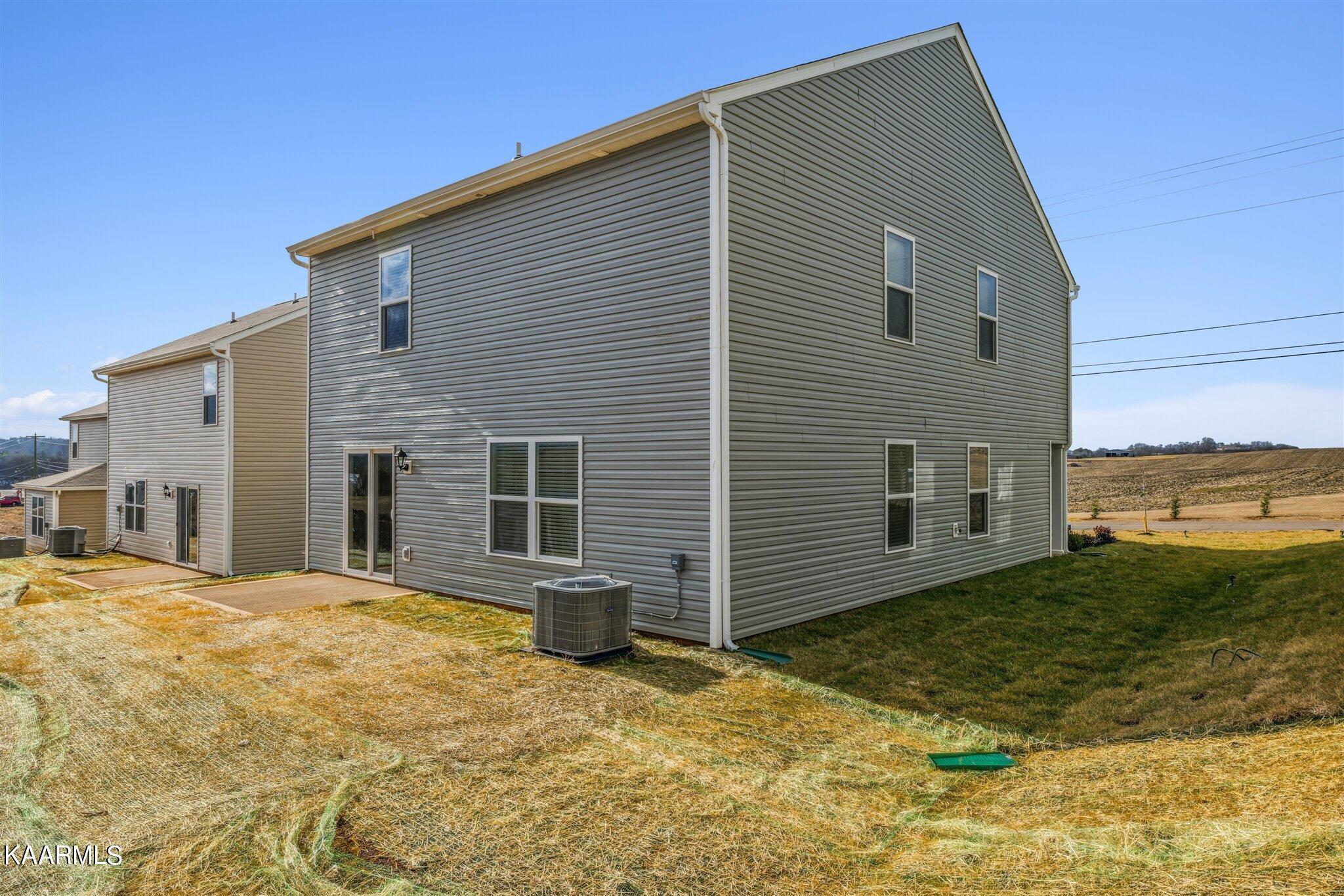 2322 Beacon Road Talbott, TN 37877 - Photo 3 of 29 03-IMG_1021