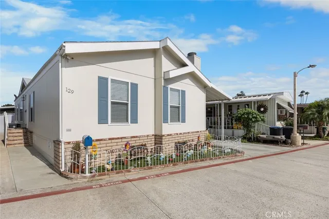 $219,900 | 129 Colombo Lane, Tustin, CA 92780