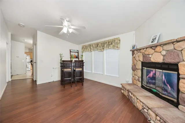 $219,900 | 129 Colombo Lane, Tustin, CA 92780