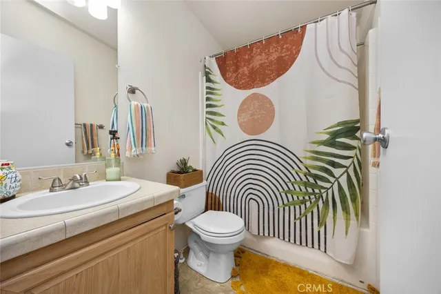 $219,900 | 129 Colombo Lane, Tustin, CA 92780