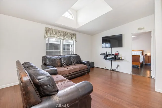 $219,900 | 129 Colombo Lane, Tustin, CA 92780