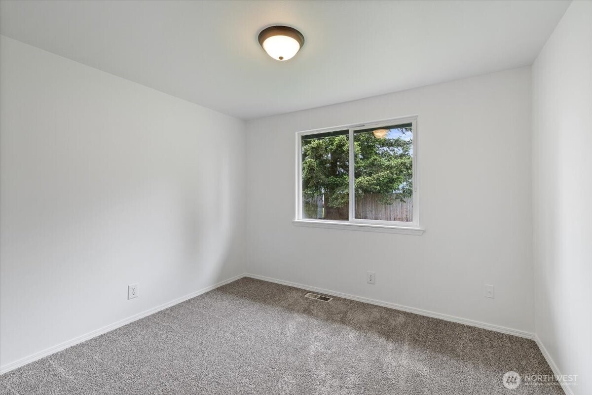 2521 Spruce Road Lake Stevens, WA 98258 - Photo 19 of 36