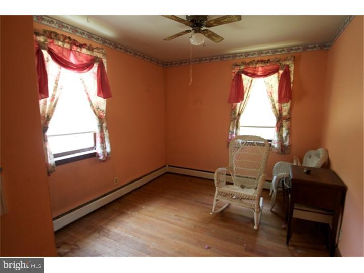 34 Heffner Road Limerick, PA 19468 - Photo 8 of 12 Bedroom 3